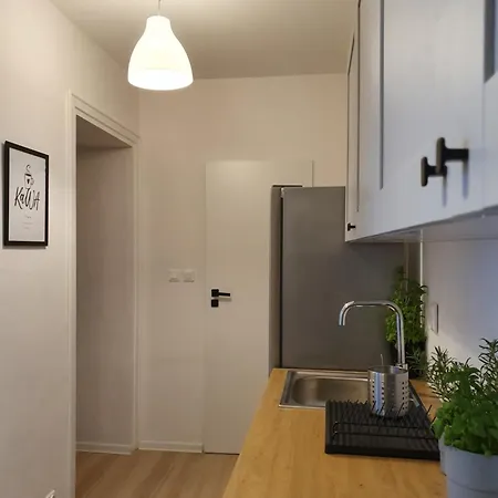 W Centrum Gdyni - Swietojanska 135 ホームステイ