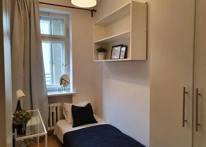 W Centrum Swietojanska 135 *